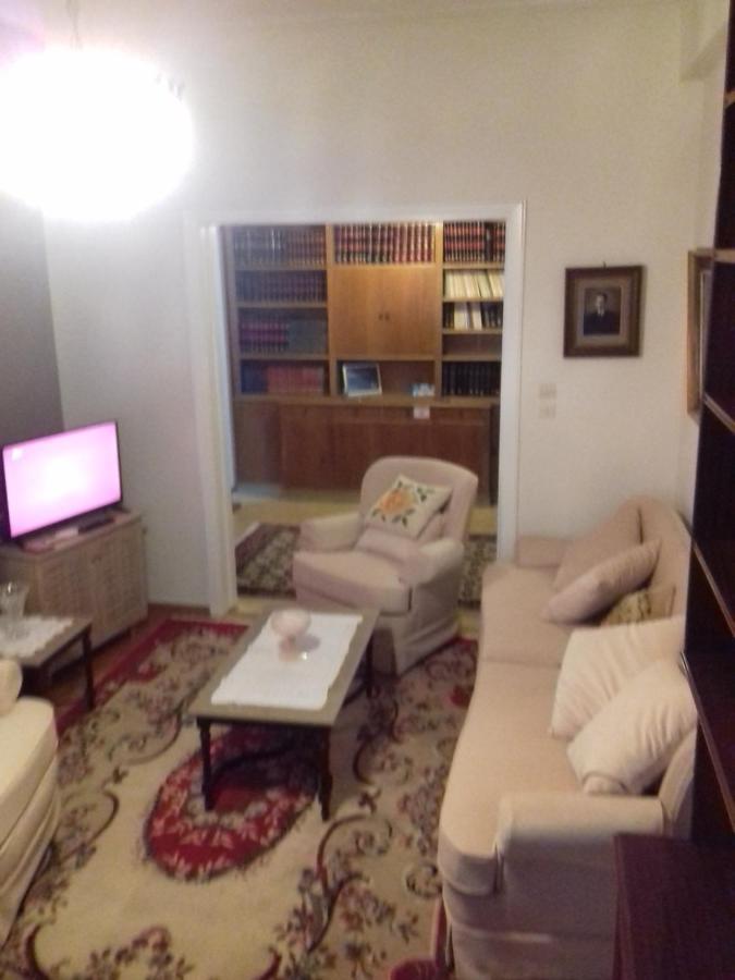 George Apartment Ateny Zewnętrze zdjęcie