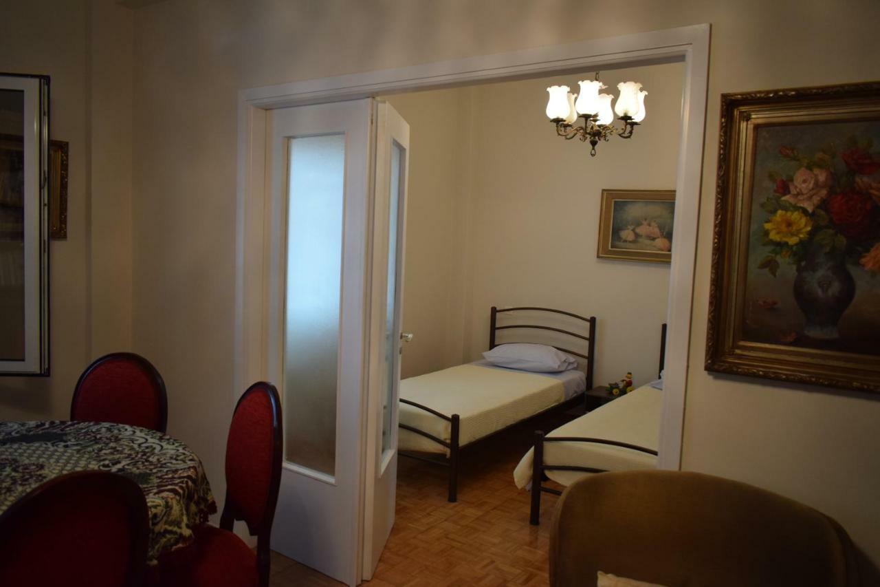 George Apartment Ateny Zewnętrze zdjęcie